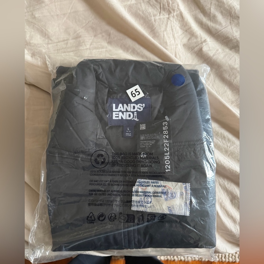 NWT Lands' End Women's Blue Black Packable Puffer Vest Down Filled - Picture 4 of 5